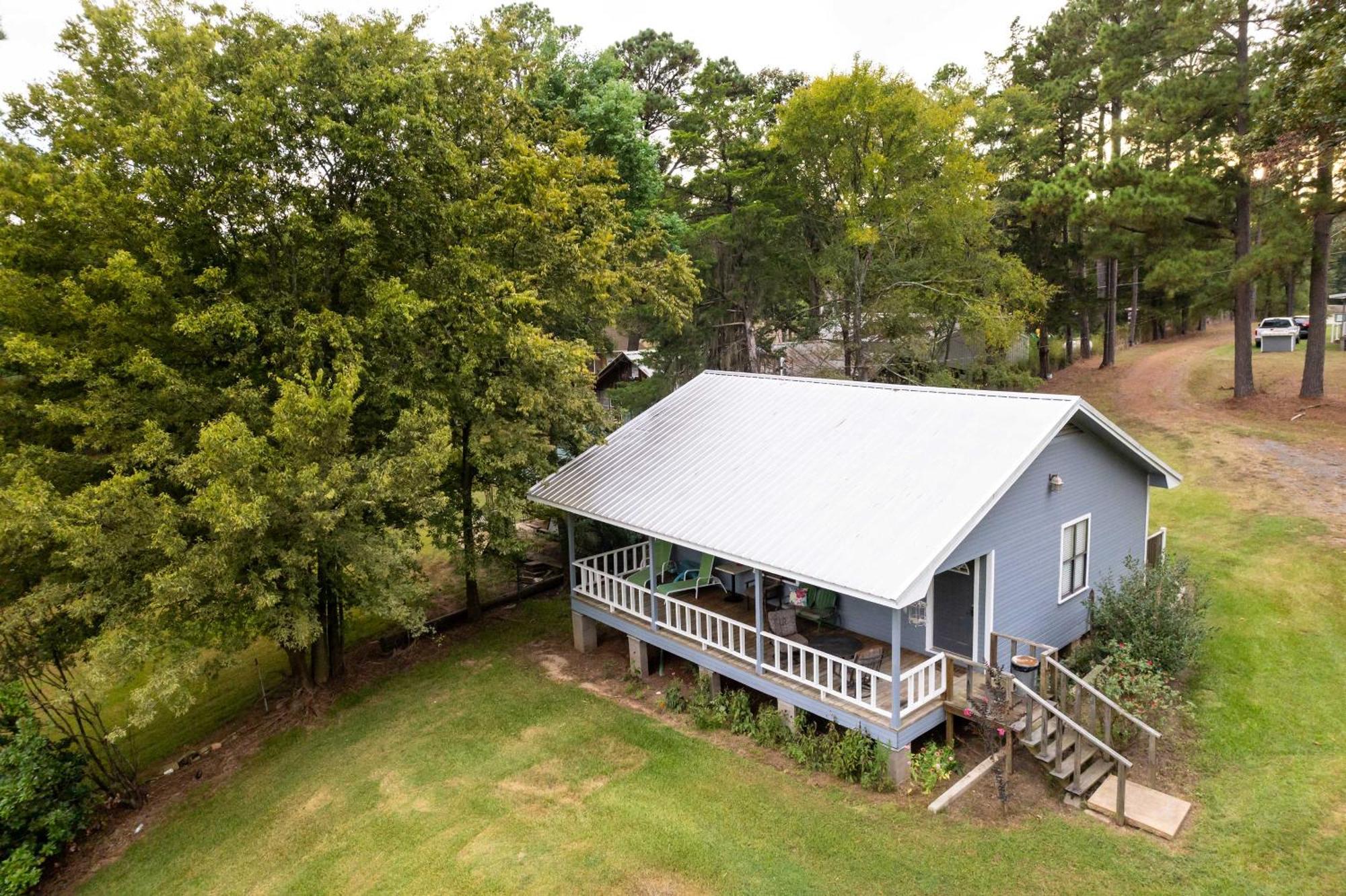 Doyline Cottage With Large Porch And Lake Access! Εξωτερικό φωτογραφία
